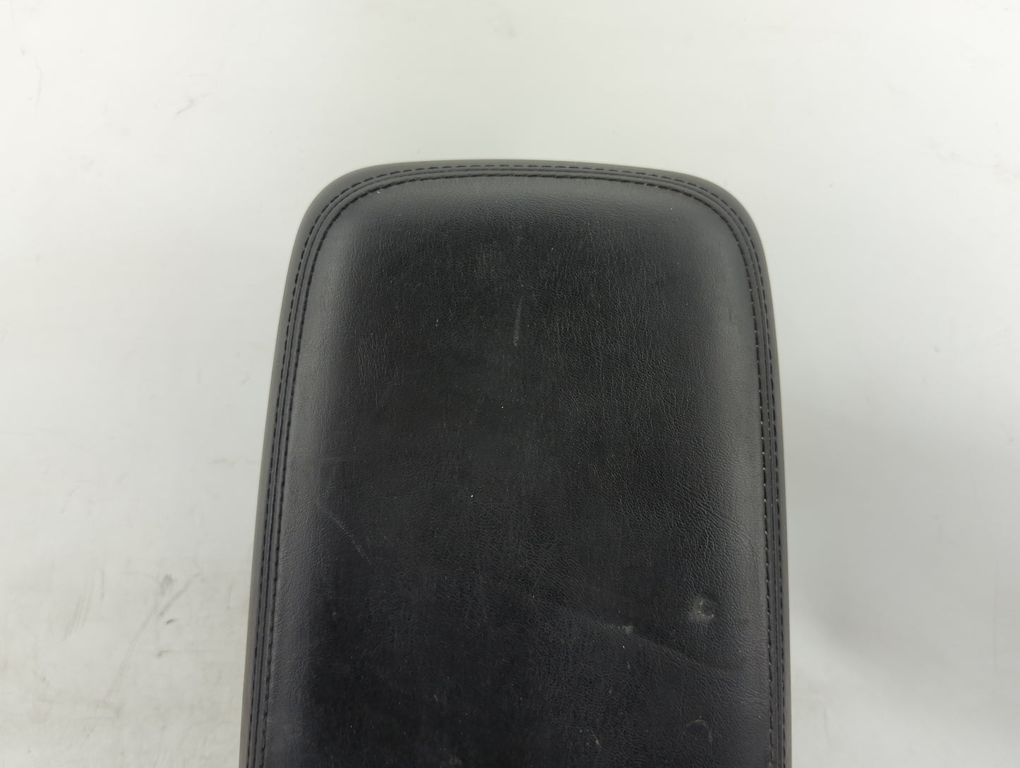 2016 Chrysler 300 Center Console Armrest Cover Lid Fits OEM Used Auto Parts - Oemusedautoparts1.com
