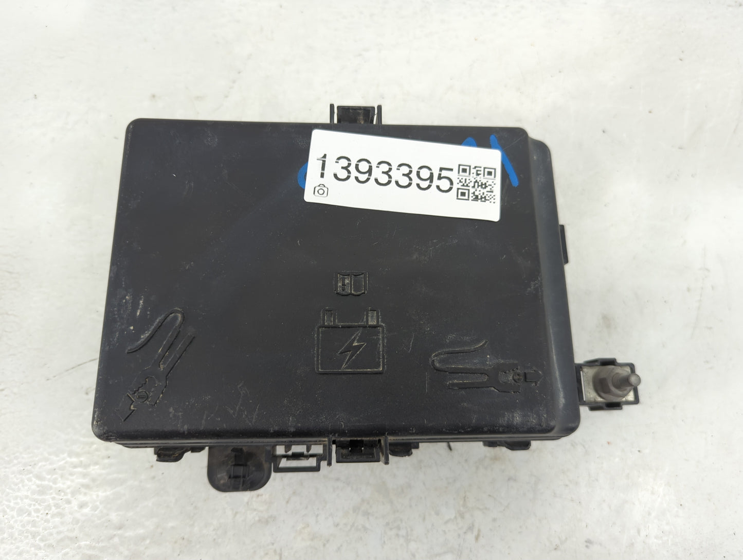 2016 Chrysler 300 Fusebox Fuse Box Panel Relay Module P/N:7171-4656-30 Fits OEM Used Auto Parts - Oemusedautoparts1.com