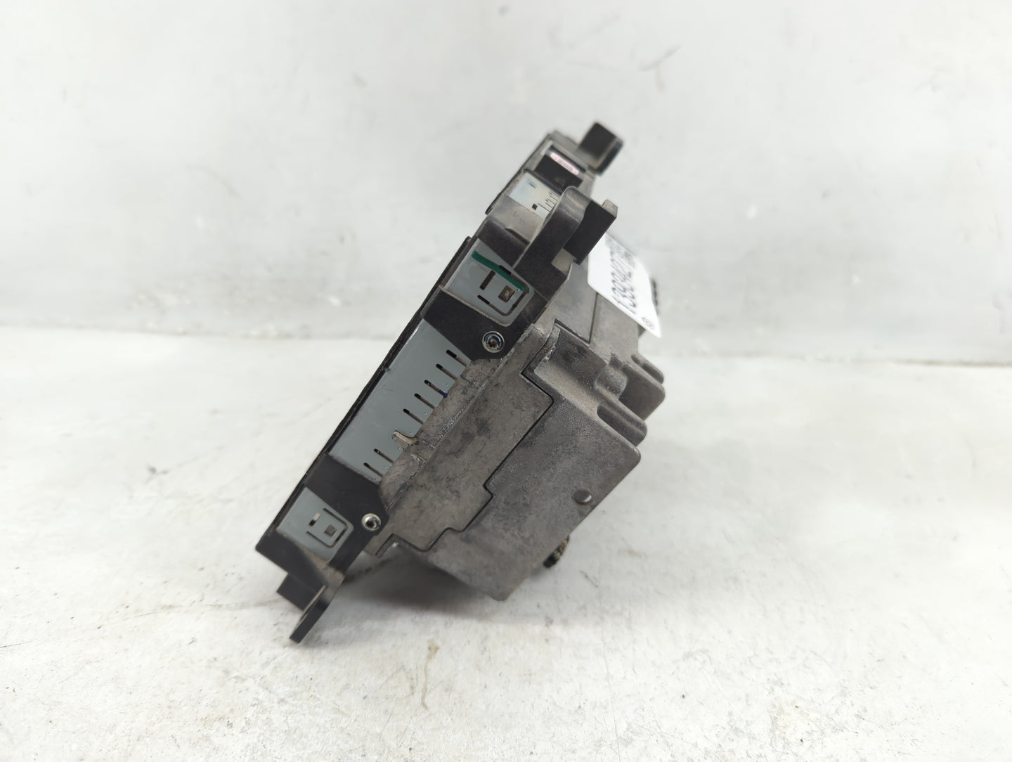2016 Chrysler 300 Radio AM FM Cd Player Receiver Replacement P/N:6434C BE2801 Fits OEM Used Auto Parts - Oemusedautoparts1.c