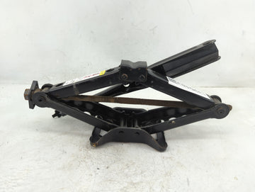 2016 Chrysler 300 Spare Scissor Car Jack - Oemusedautoparts1.com