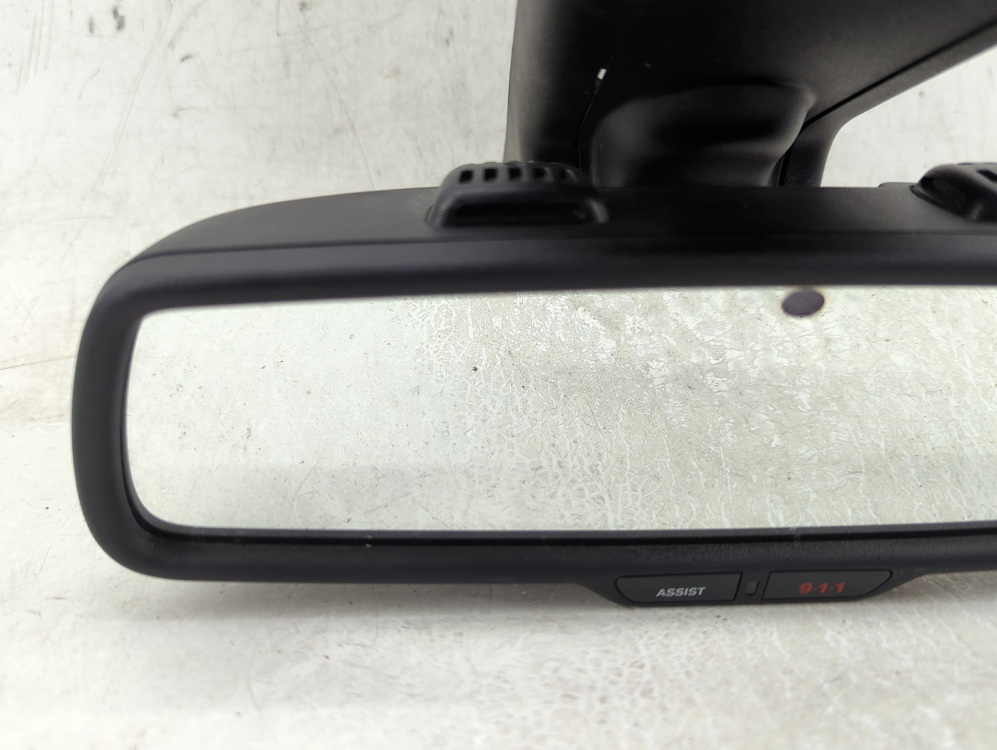 2015-2016 Chrysler 300 Interior Rear View Mirror Replacement OEM P/N:68213388AC Fits Fits 2015 2016 OEM Used Auto Parts - Oe