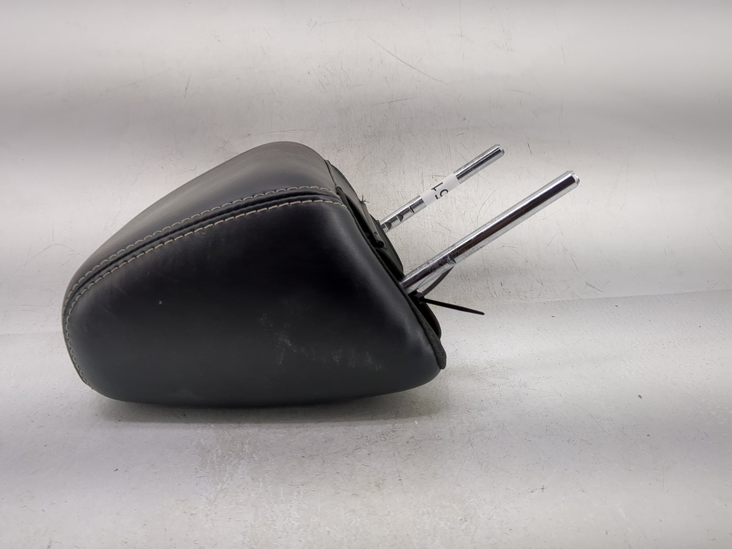 2015-2022 Chrysler 300 Headrest Head Rest Front Driver Passenger Seat Fits Fits 2015 2016 2017 2018 2019 2020 2021 2022 OEM 
