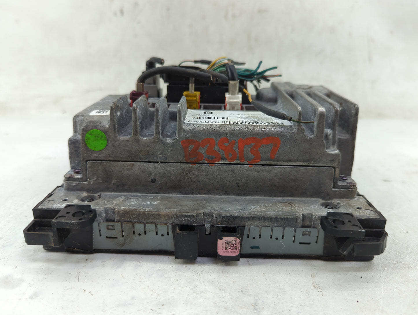 2016 Chrysler 300 Radio AM FM Cd Player Receiver Replacement P/N:T00BE131672016 68258398AF, QNG-BE2801, 6434C-BE2801 Fits OE