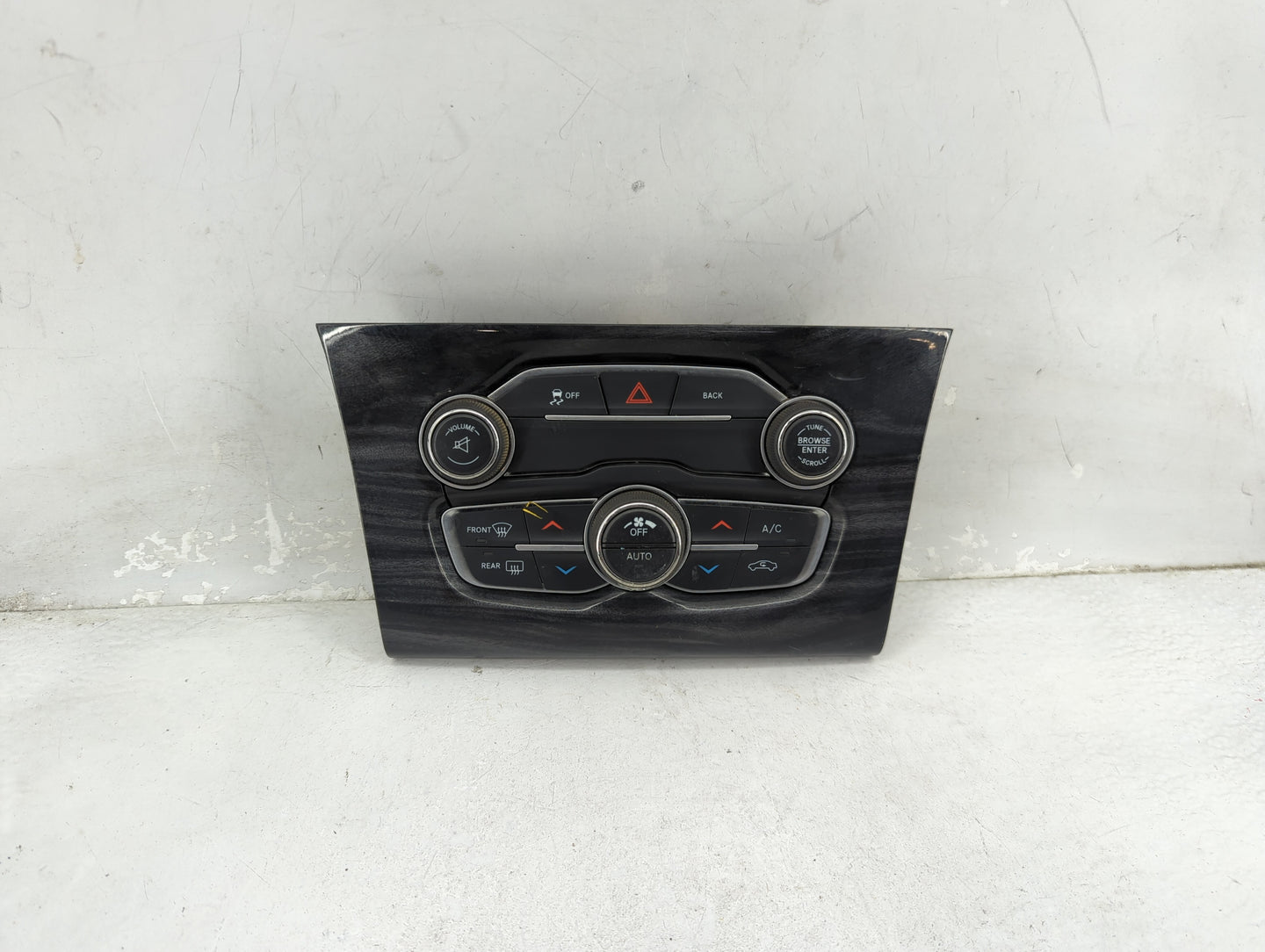 2015-2016 Chrysler 300 Climate Control Module Temperature AC/Heater Replacement P/N:P56054875AD 52170877 Fits Fits 2015 2016