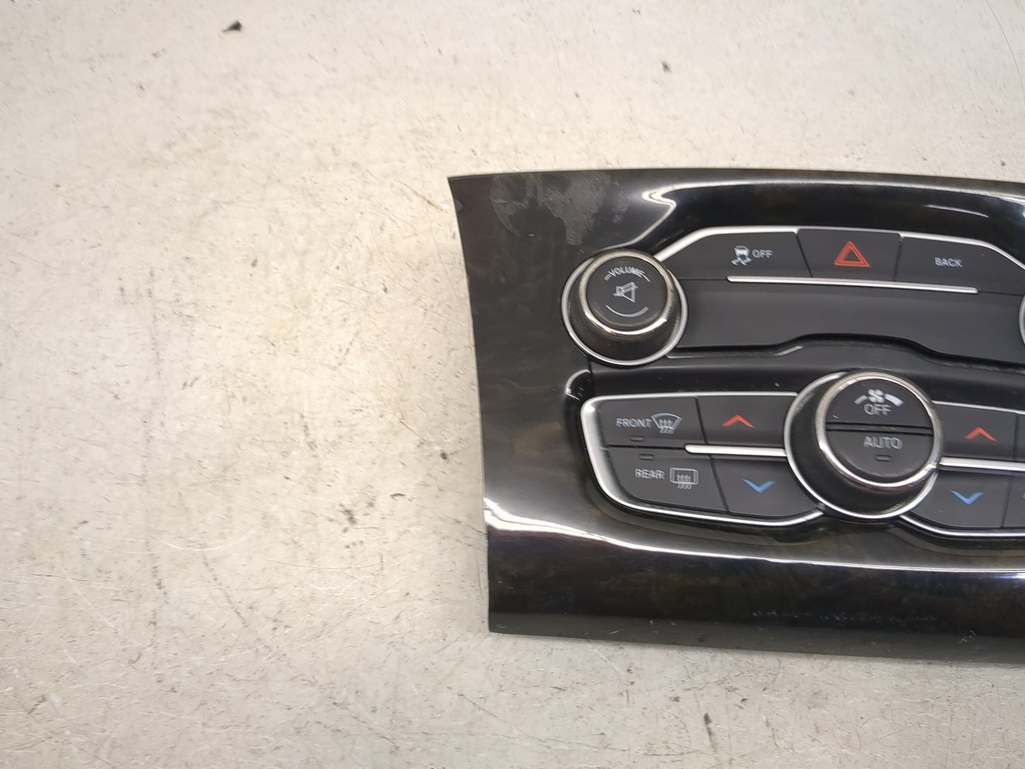 2015-2016 Chrysler 300 Climate Control Module Temperature AC/Heater Replacement P/N:68264683AD 92990777 Fits Fits 2015 2016 