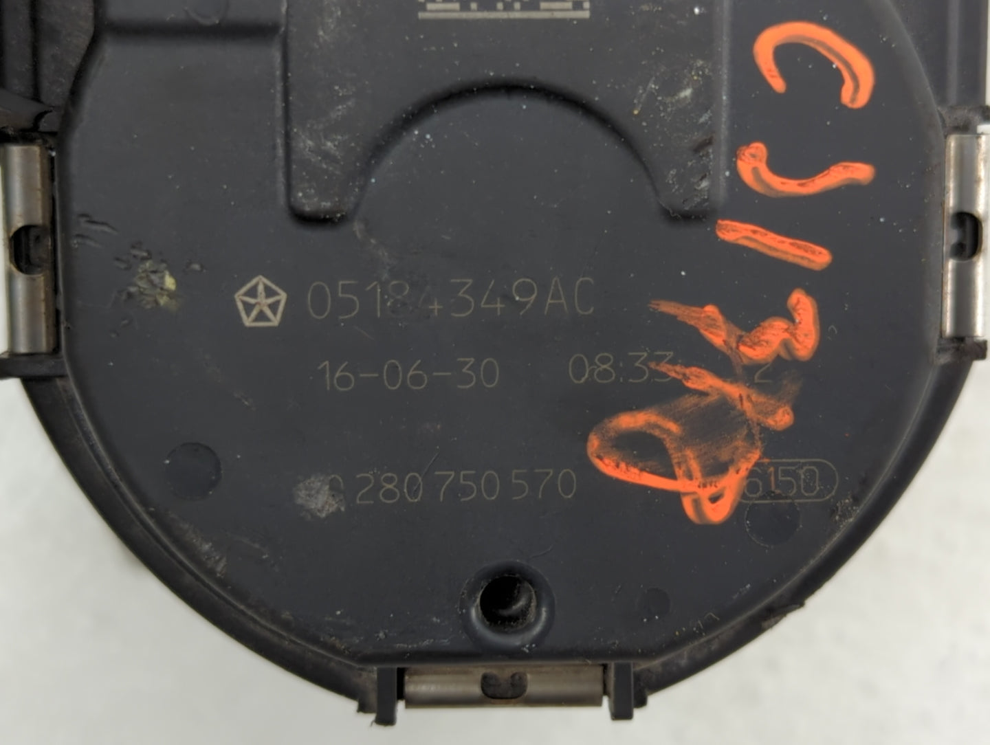 2011-2018 Chrysler 300 Throttle Body P/N:05184349AC 05184349AE, 05184349AF Fits Fits 2011 2012 2013 2014 2015 2016 2017 2018