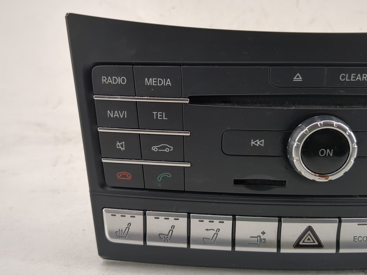 2016 Chrysler E Class Radio AM FM Cd Player Receiver Replacement P/N:A 218 900 39 07 Fits OEM Used Auto Parts - Oemusedautop