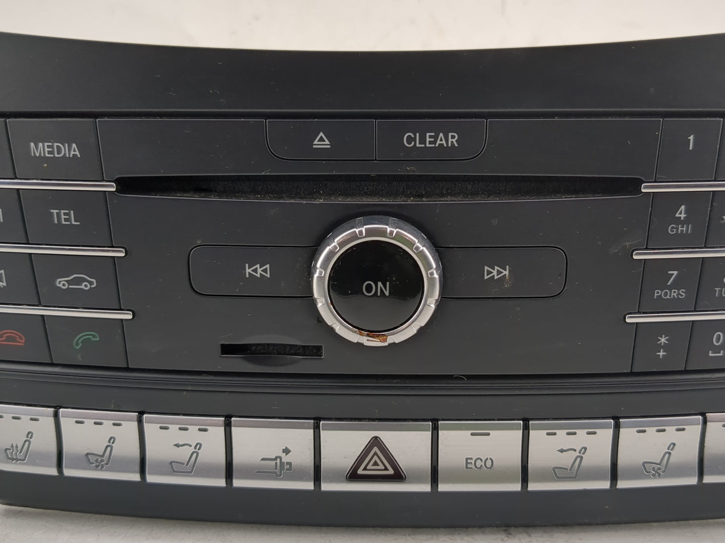 2016 Chrysler E Class Radio AM FM Cd Player Receiver Replacement P/N:A 218 900 39 07 Fits OEM Used Auto Parts - Oemusedautop
