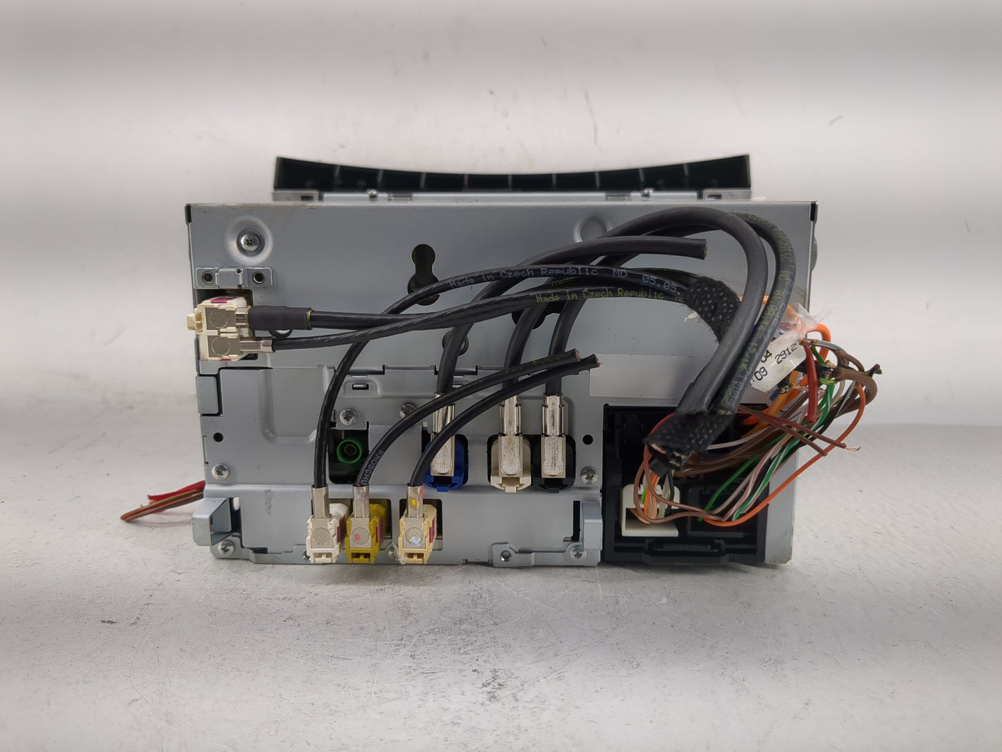 2016 Chrysler E Class Radio AM FM Cd Player Receiver Replacement P/N:A 218 900 39 07 Fits OEM Used Auto Parts - Oemusedautop