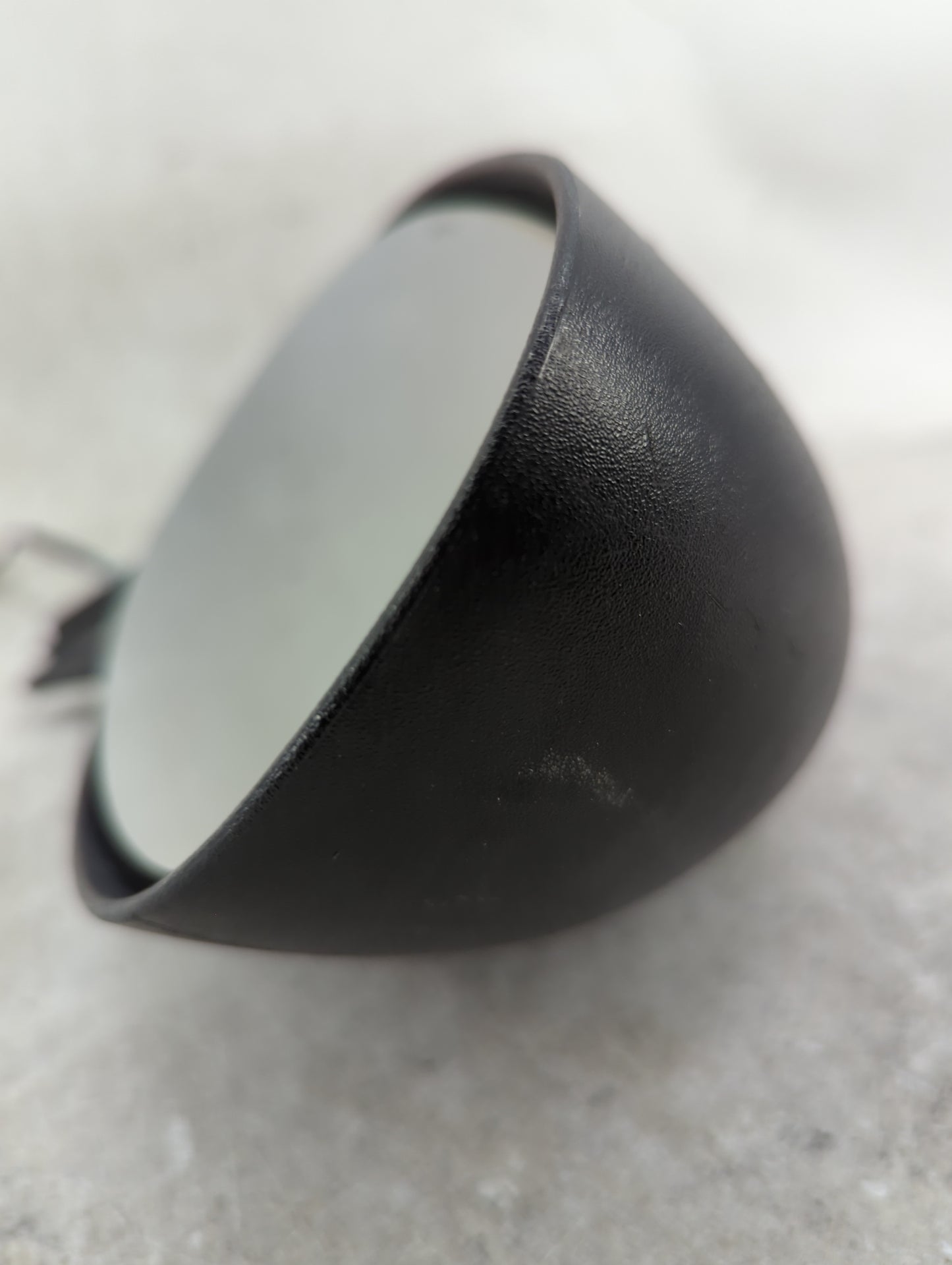 2016 Chrysler Pt Cruiser Passenger Side View Mirror - Right Door Mirror OEM Used - Oemusedautoparts1.com