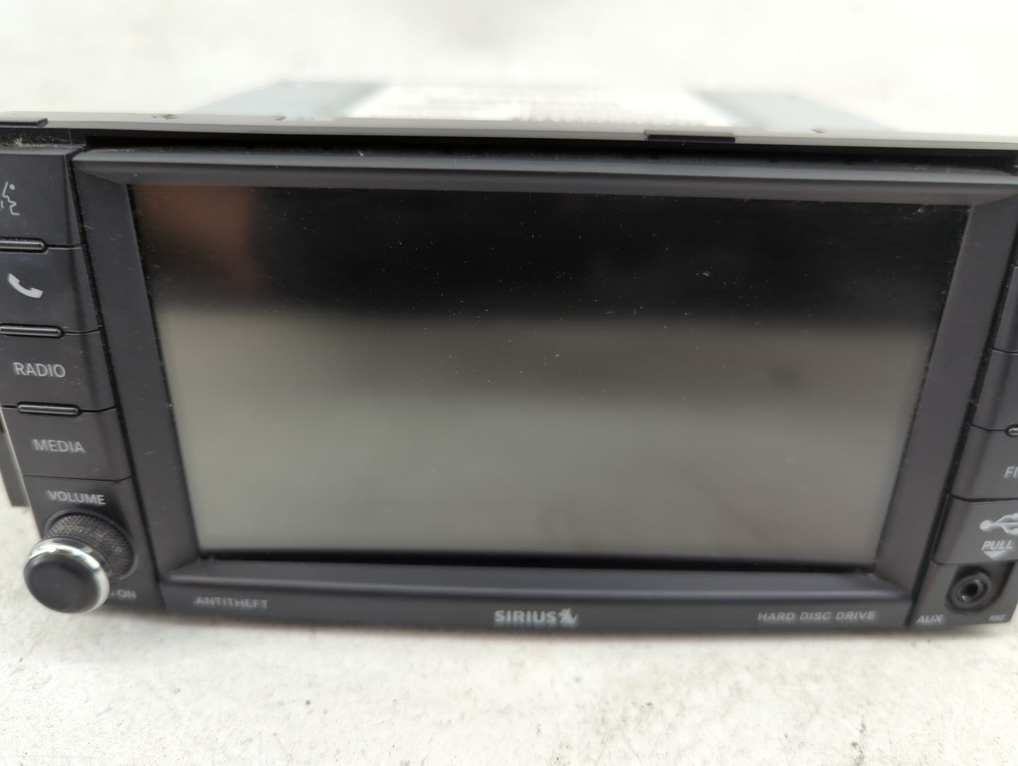 2016 Chrysler Town and Country Radio AM FM Cd Player Receiver Replacement P/N:P68282485AC Fits OEM Used Auto Parts - Oemused