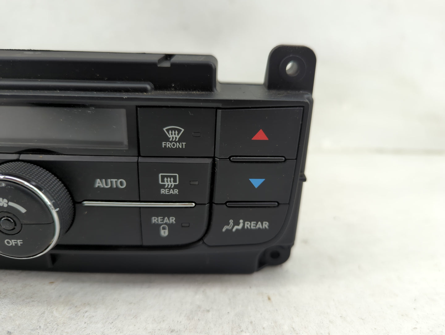 2016 Chrysler Town and Country Climate Control Module Temperature AC/Heater Replacement P/N:55111236AH 5HB012723-30 Fits OEM