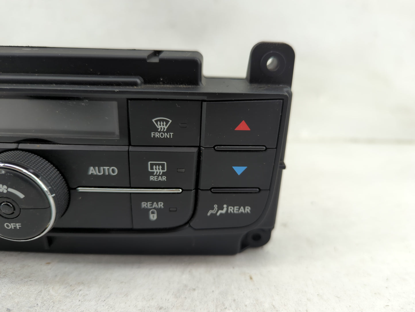 2016 Chrysler Town and Country Climate Control Module Temperature AC/Heater Replacement P/N:55111236AH 5HB012723-30 Fits OEM