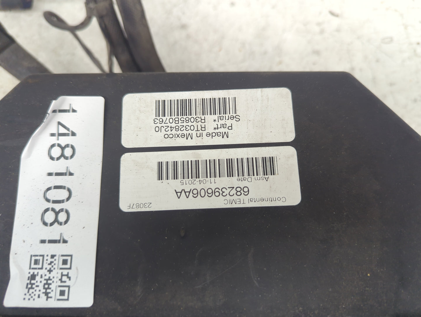 2016 Chrysler Town And Country Fusebox Fuse Box Relay Module Tipm - Oemusedautoparts1.com