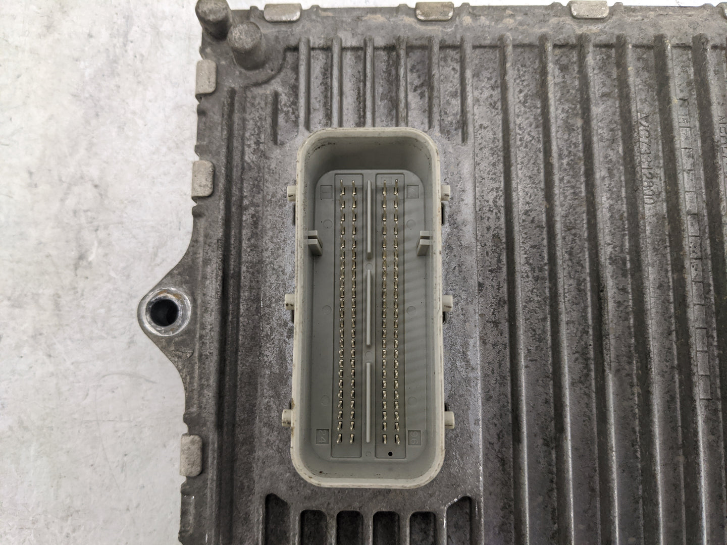 2016 Chrysler Town and Country PCM Engine Control Computer ECU ECM PCU OEM P/N:P68243295AA T00EP3065BT0K4 Fits OEM Used Auto