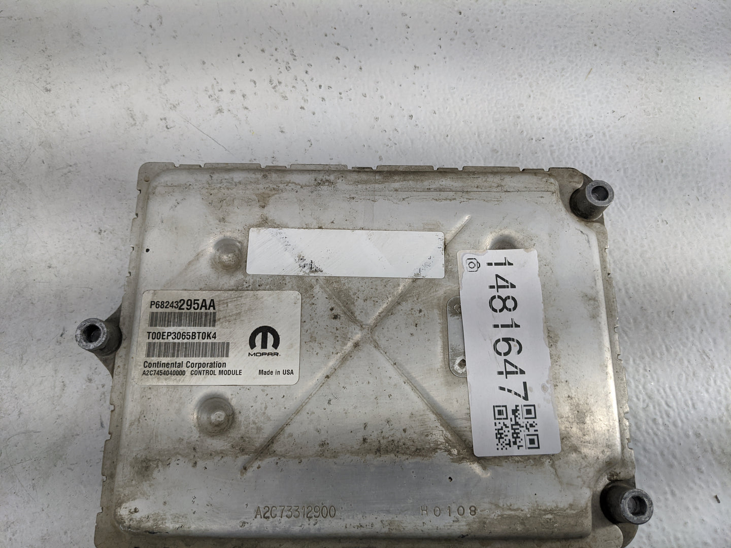 2016 Chrysler Town and Country PCM Engine Control Computer ECU ECM PCU OEM P/N:P68243295AA T00EP3065BT0K4 Fits OEM Used Auto