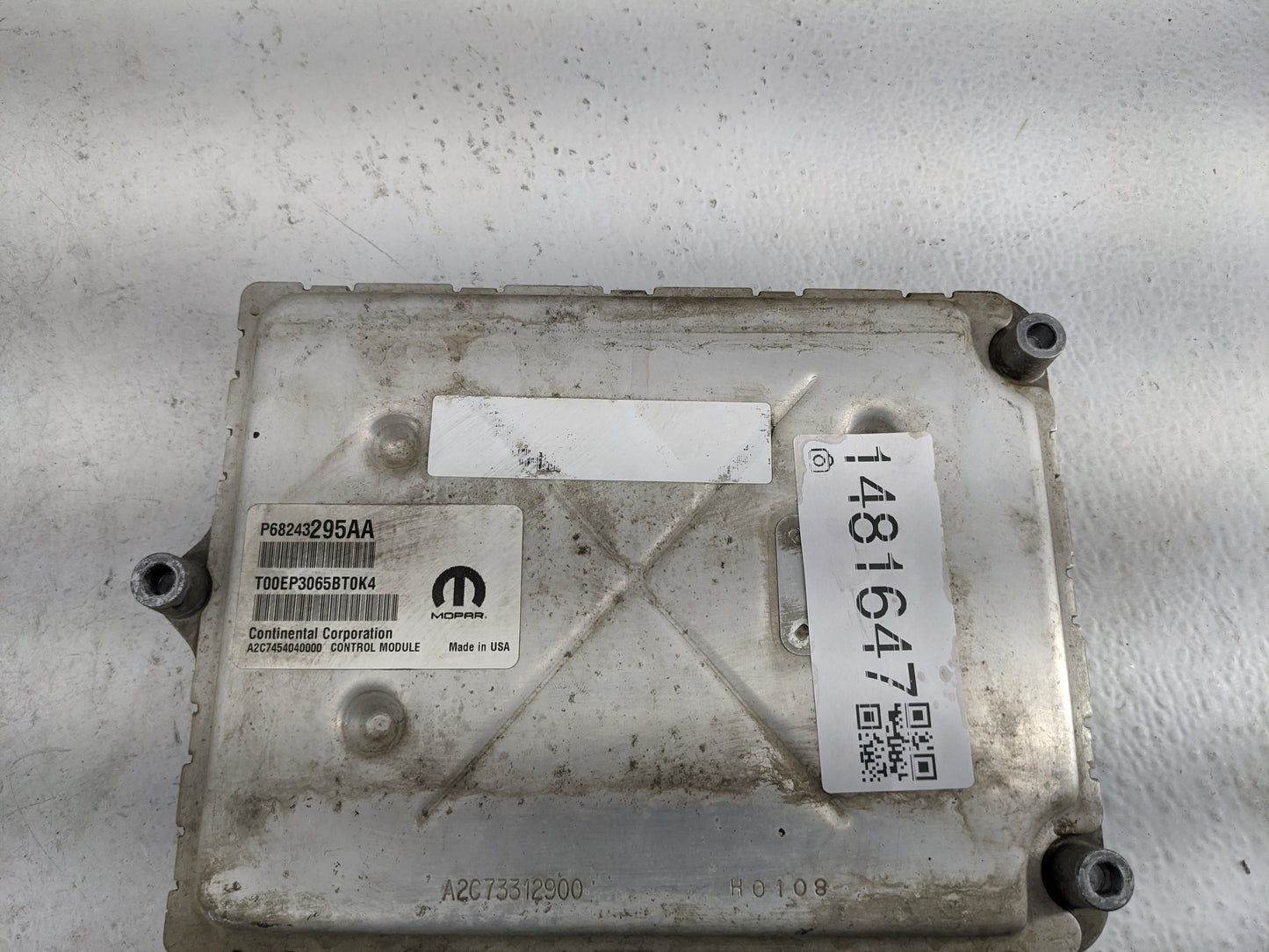 2016 Chrysler Town and Country PCM Engine Control Computer ECU ECM PCU OEM P/N:P68243295AA T00EP3065BT0K4 Fits OEM Used Auto