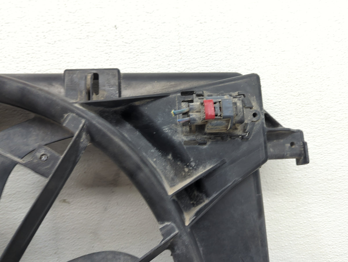 2016 Chrysler Town and Country Electric Radiator Cooling Fan Motor Assembly P/N:05006144AN Fits OEM Used Auto Parts - Oemuse