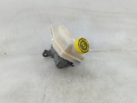 Chrysler Town And Country Brake Master Cylinder - Oemusedautoparts1.com