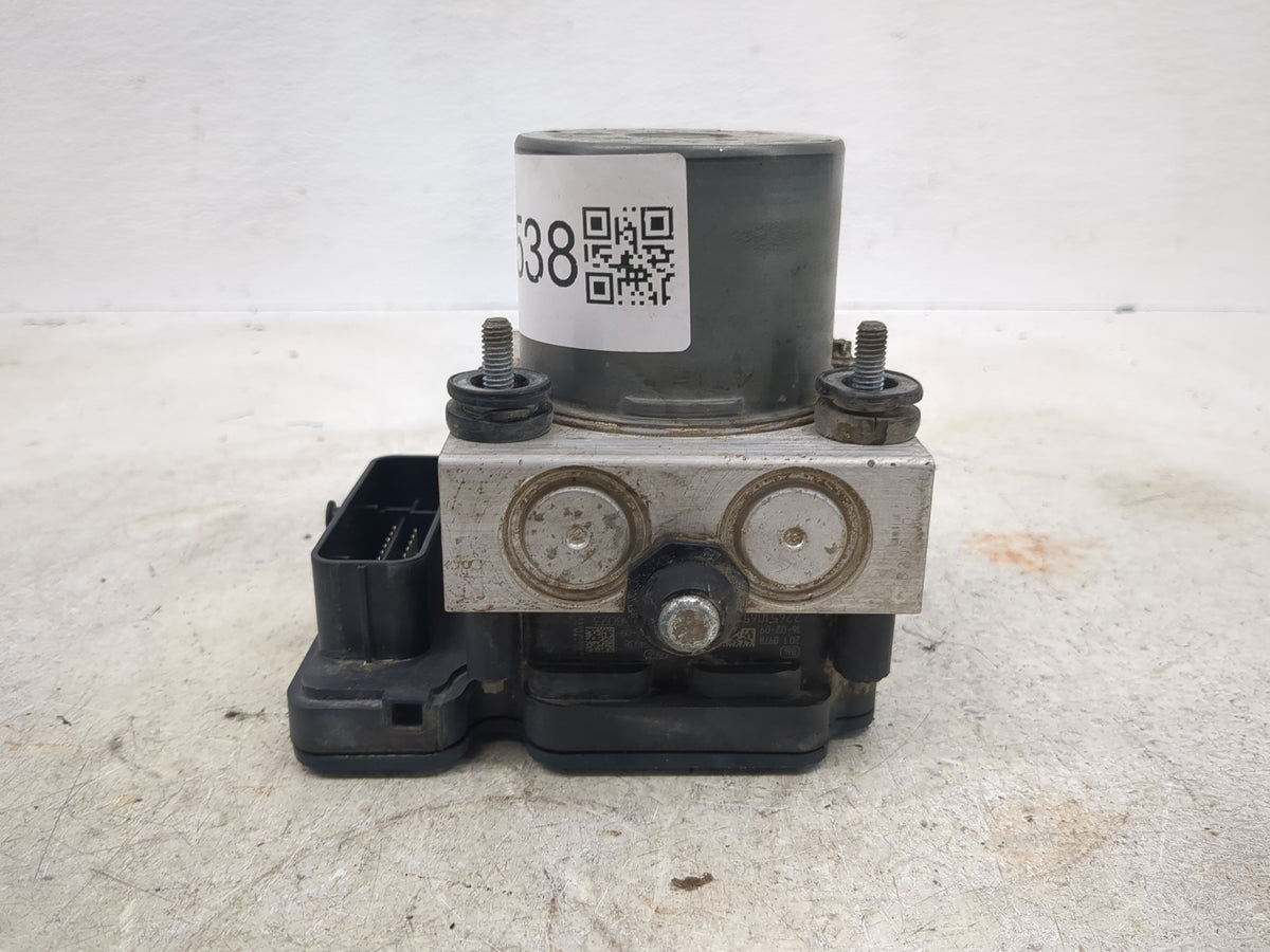 2016 Chrysler Town and Country Anti-Lock Brake ABS Pump Module Actuator OEM P/N:P68183803AC 68183803AC Fits OEM Used Auto Pa