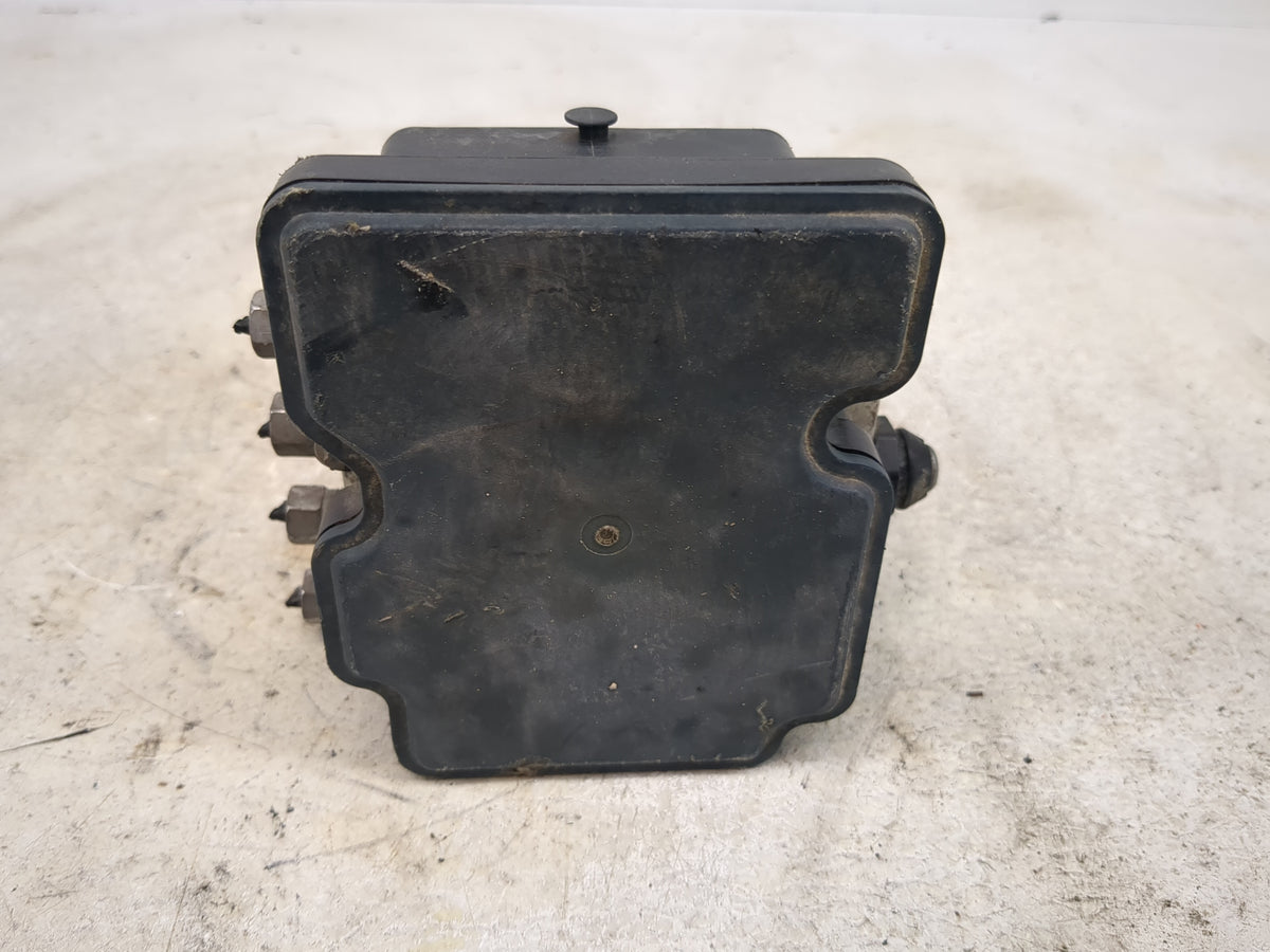 2016 Chrysler Town and Country Anti-Lock Brake ABS Pump Module Actuator OEM P/N:P68183803AC 68183803AC Fits OEM Used Auto Pa