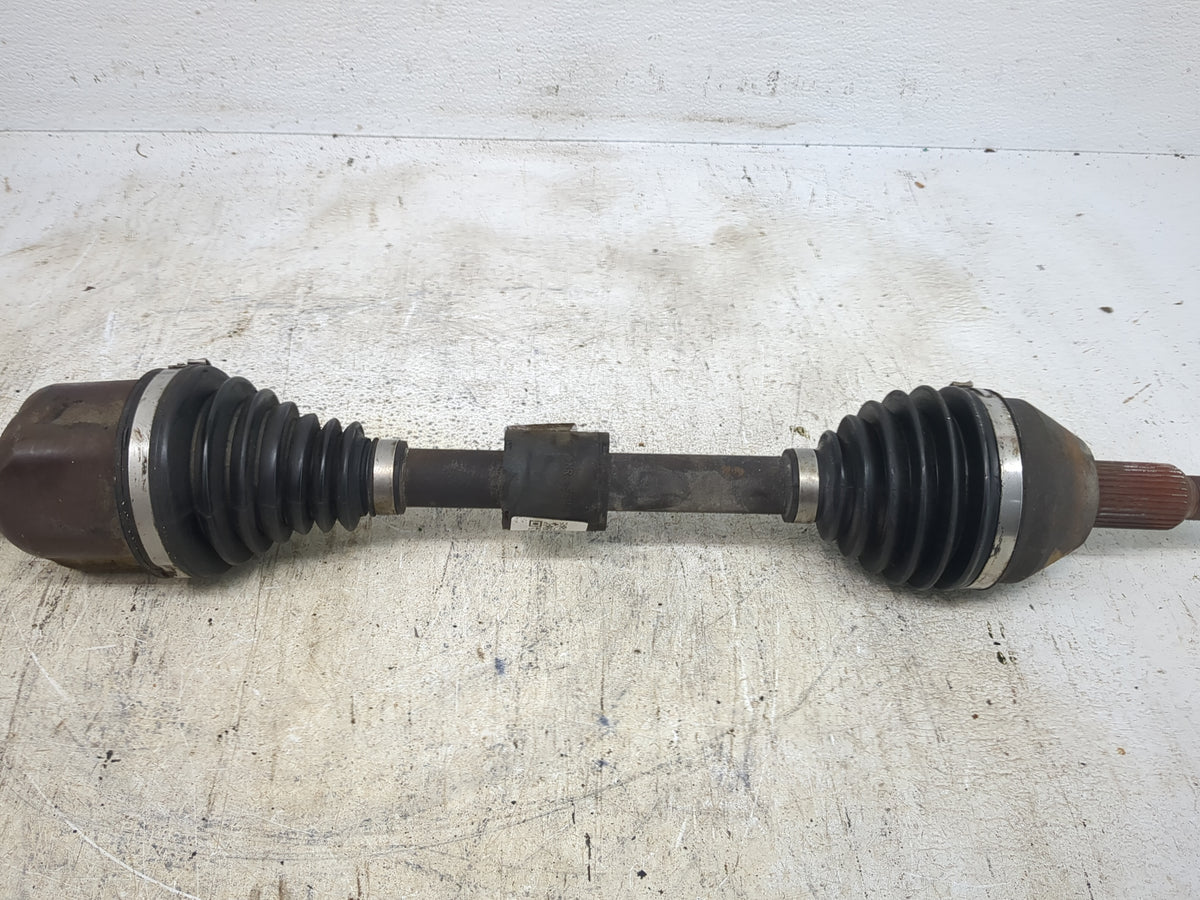 Chrysler Town And Country Axle Shaft Front Driver Cv C/v 1520036 - Oemusedautoparts1.com