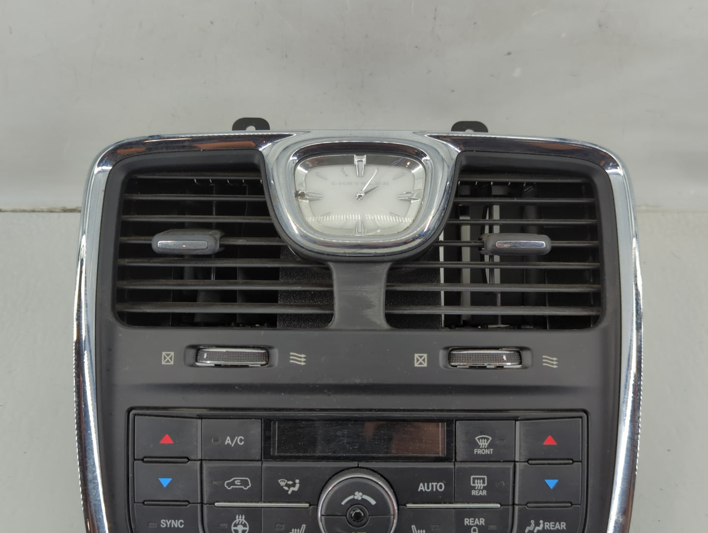 2011-2016 Chrysler Town & Country Climate Control Module Temperature AC/Heater Replacement P/N:55111367AH Fits OEM Used Auto