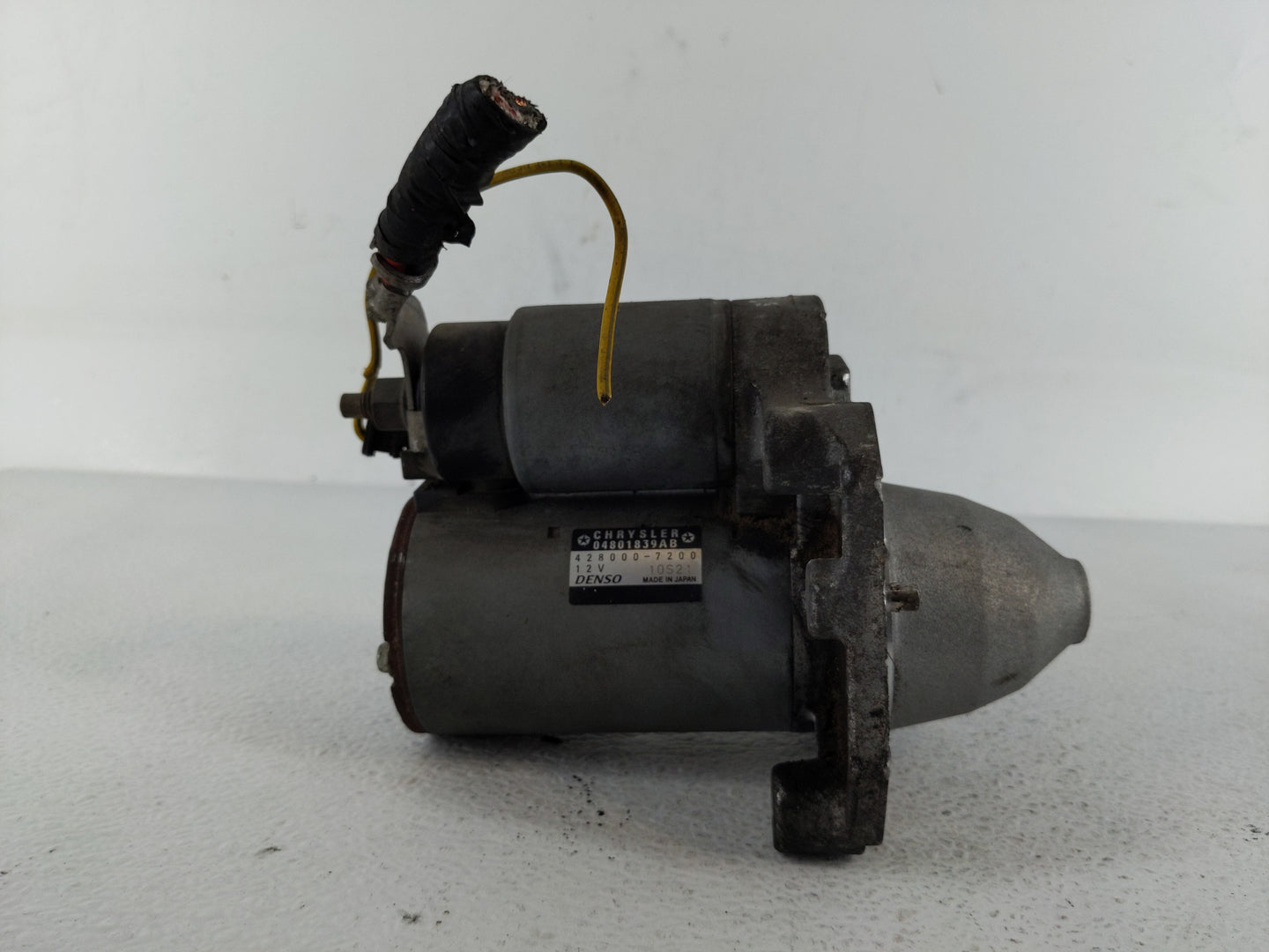 2011-2016 Chrysler Town & Country Car Starter Motor Solenoid OEM P/N:428000-7200 04801839AB Fits OEM Used Auto Parts - Oemus