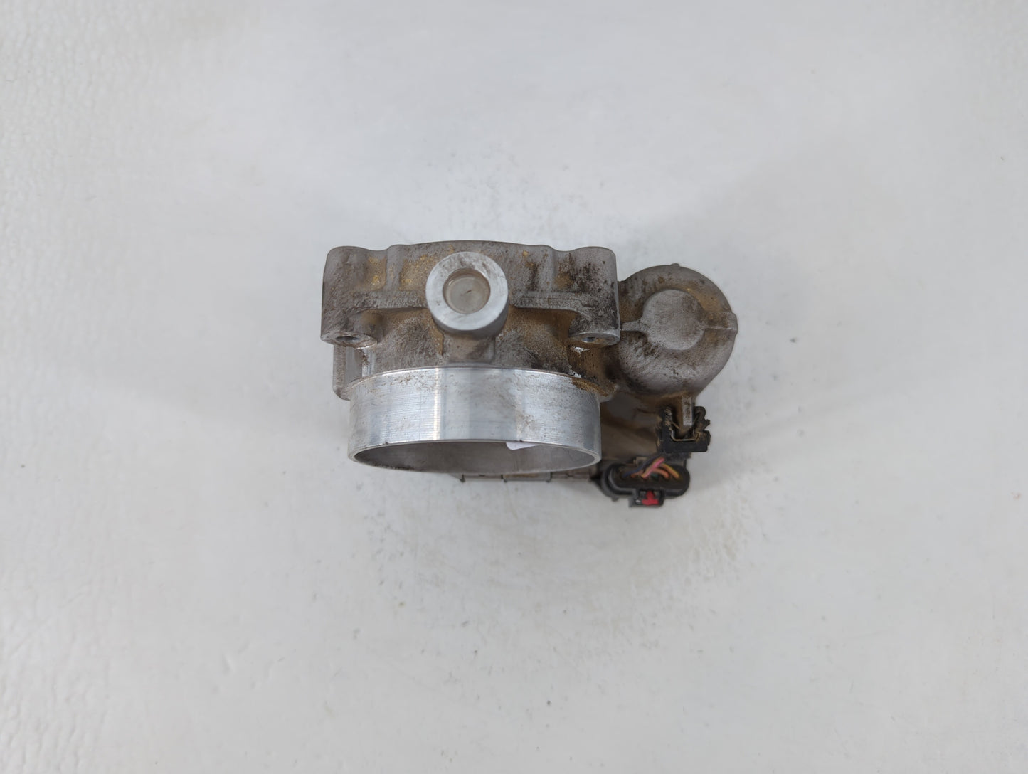 2011-2016 Chrysler Town & Country Throttle Body P/N:05184349AC Fits OEM Used Auto Parts - Oemusedautoparts1.com