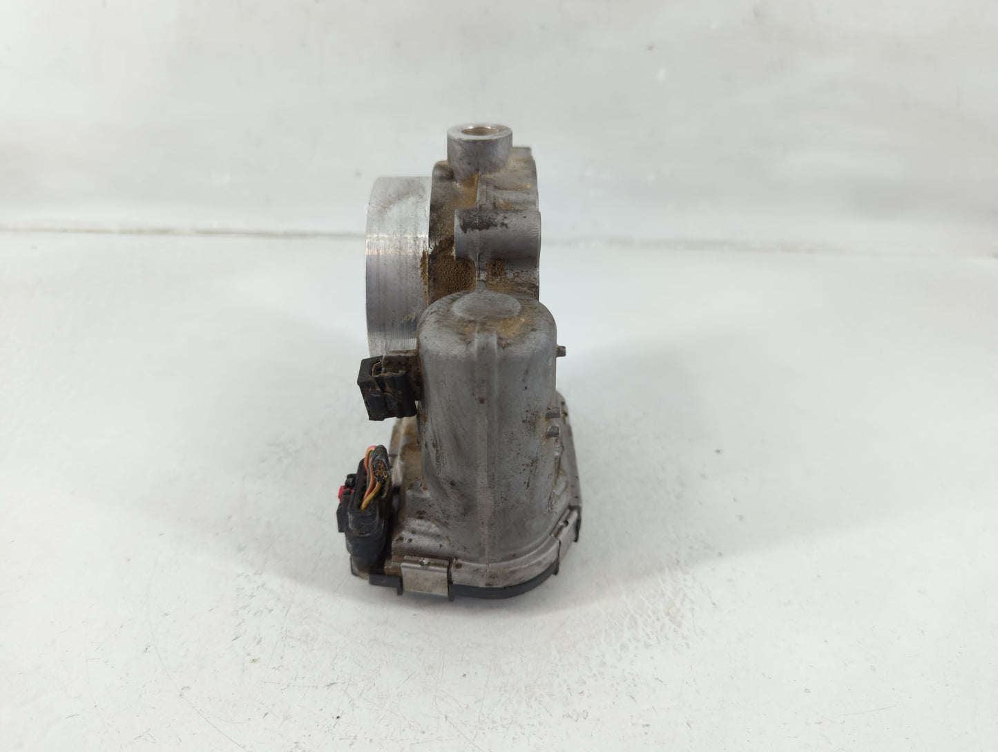 2011-2016 Chrysler Town & Country Throttle Body P/N:05184349AC Fits OEM Used Auto Parts - Oemusedautoparts1.com