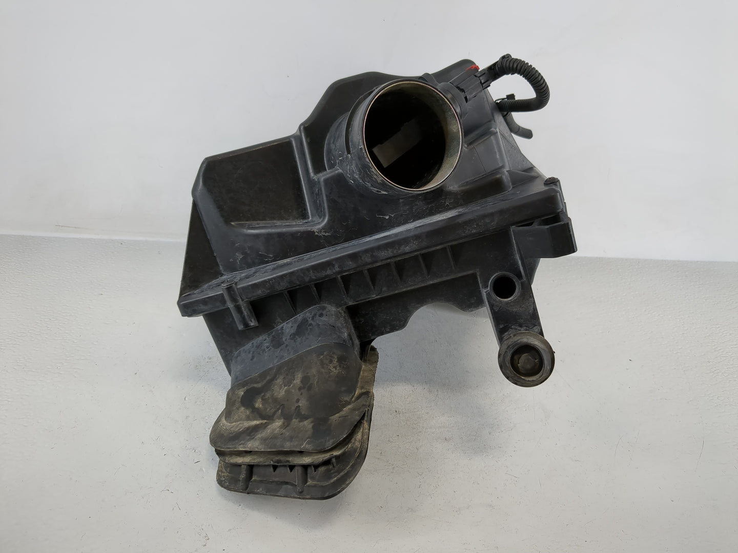 2011-2016 Chrysler Town & Country Air Cleaner Intake-duct Hose Tube - Oemusedautoparts1.com