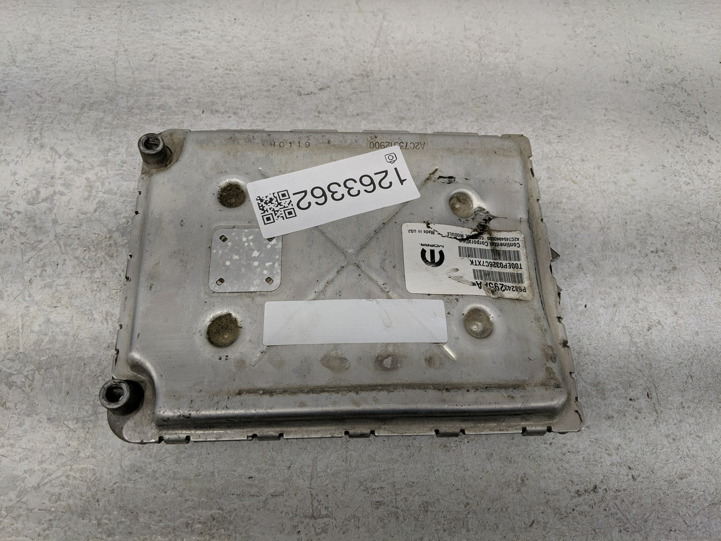 2016 Chrysler Town & Country PCM Engine Control Computer ECU ECM PCU OEM P/N:P68243295AA Fits Fits 2017 2018 2019 2020 OEM U