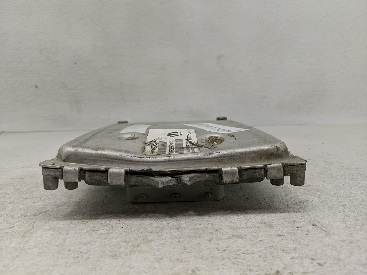 2016 Chrysler Town & Country PCM Engine Control Computer ECU ECM PCU OEM P/N:P68243295AA Fits Fits 2017 2018 2019 2020 OEM U