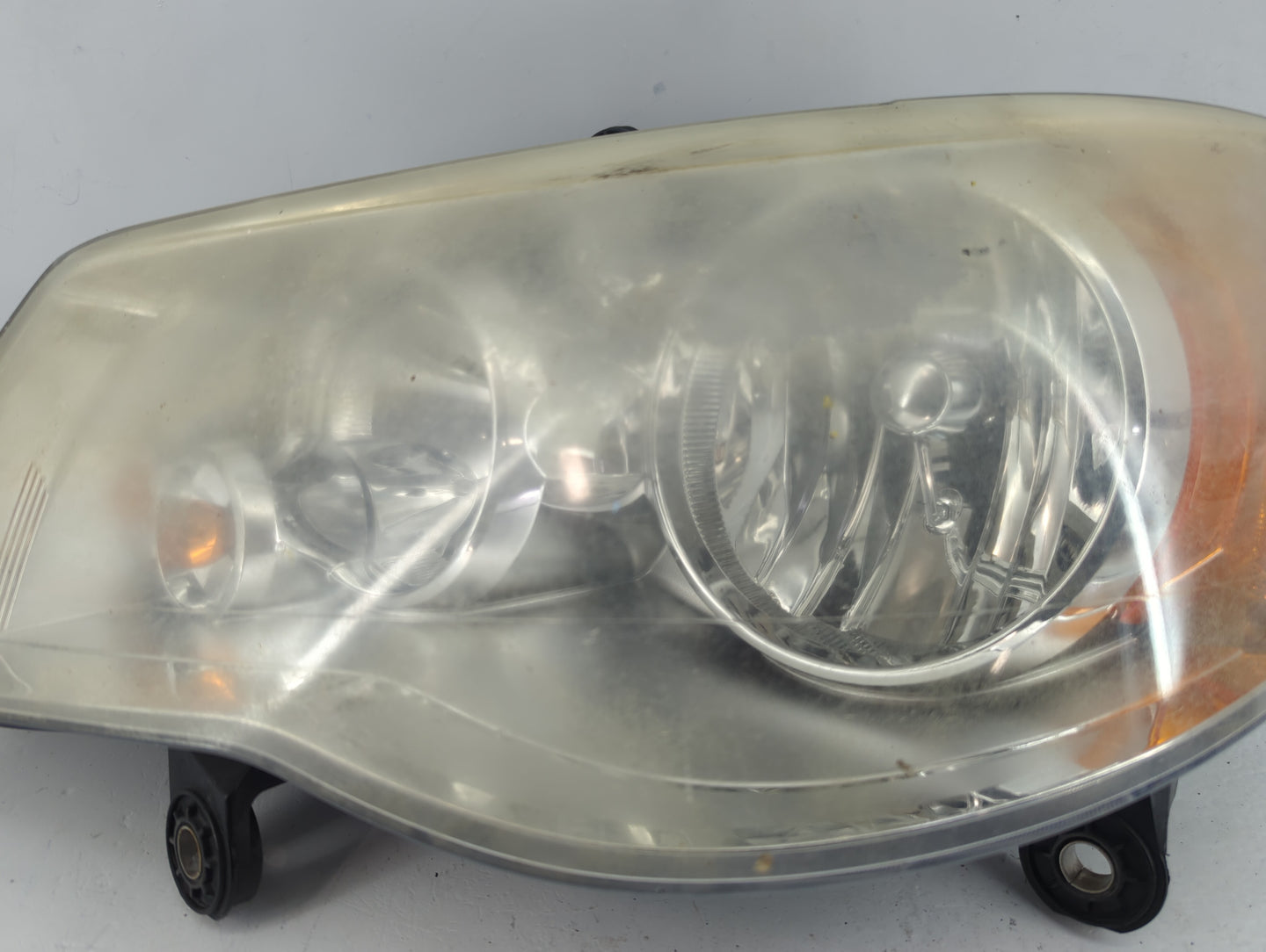 2008 Chrysler Town & Country Driver Left Oem Head Light Headlight Lamp - Oemusedautoparts1.com