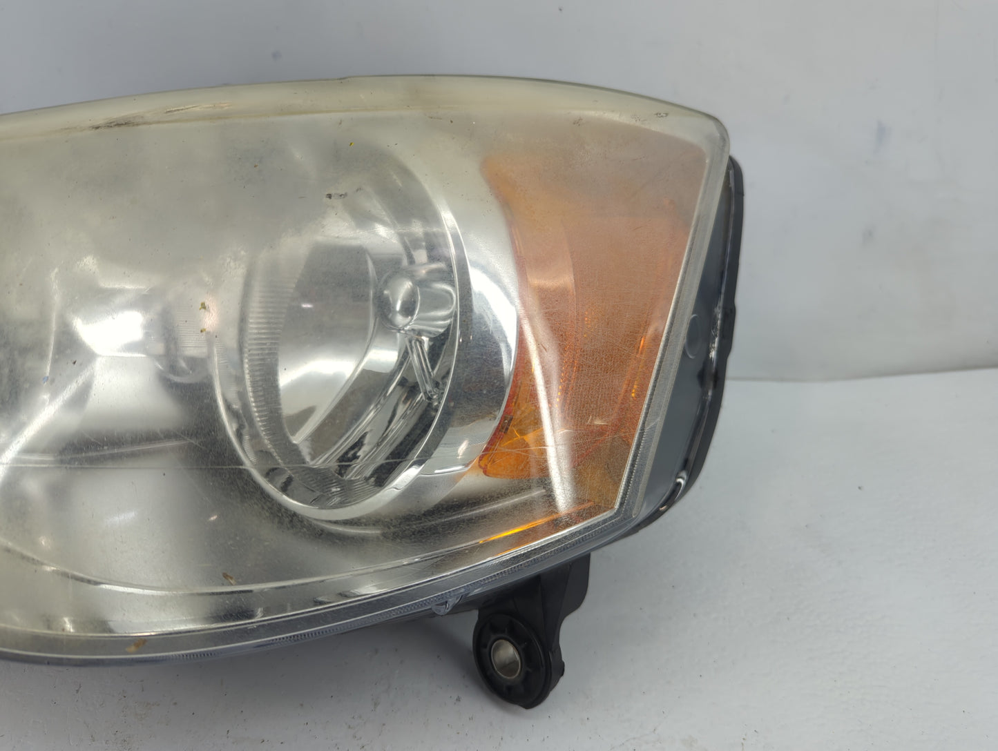 2008 Chrysler Town & Country Driver Left Oem Head Light Headlight Lamp - Oemusedautoparts1.com
