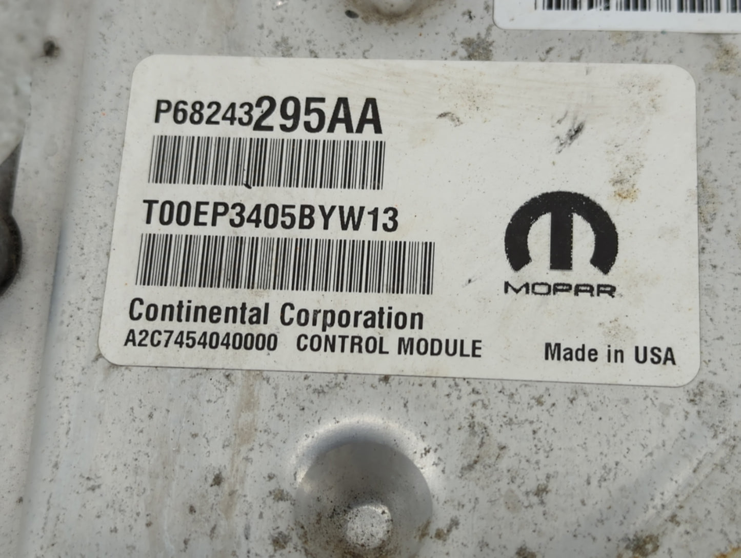 2016 Chrysler Town & Country PCM Engine Control Computer ECU ECM PCU OEM P/N:P68243295AA Fits Fits 2017 2018 2019 2020 OEM U