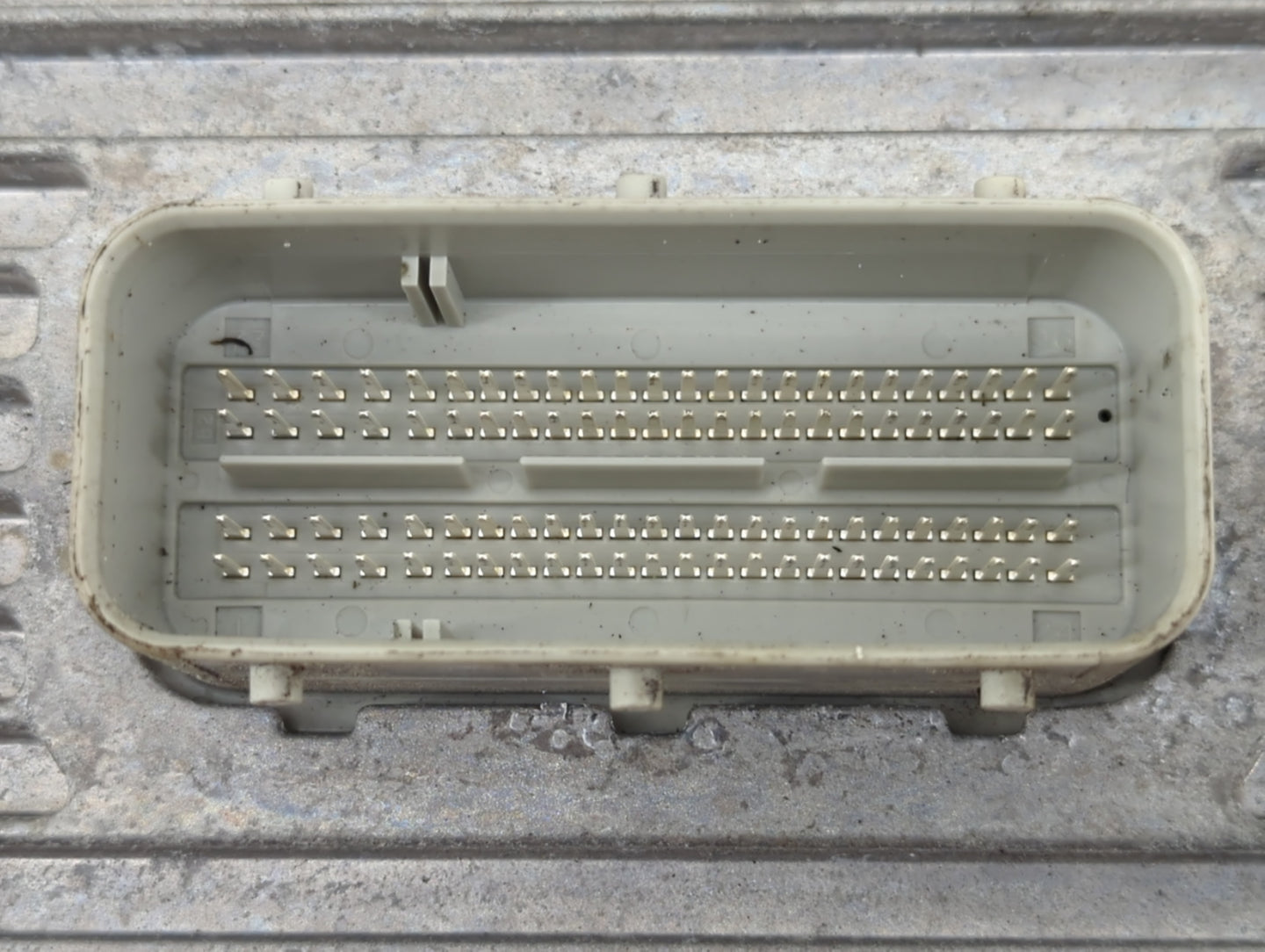 2016 Chrysler Town & Country PCM Engine Control Computer ECU ECM PCU OEM P/N:P68243295AA Fits Fits 2017 2018 2019 2020 OEM U