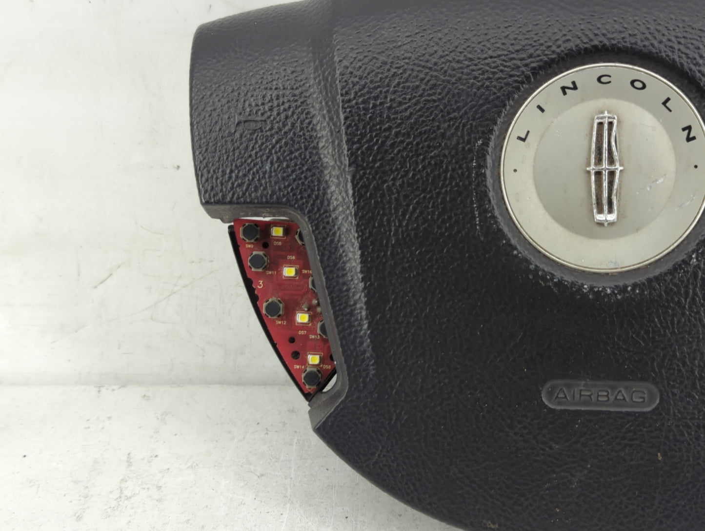 2013-2016 Chrysler Town & Country Air Bag Driver Left Steering Wheel Mounted P/N:1QK22DX9AF Fits Fits 2013 2014 2015 2016 OE