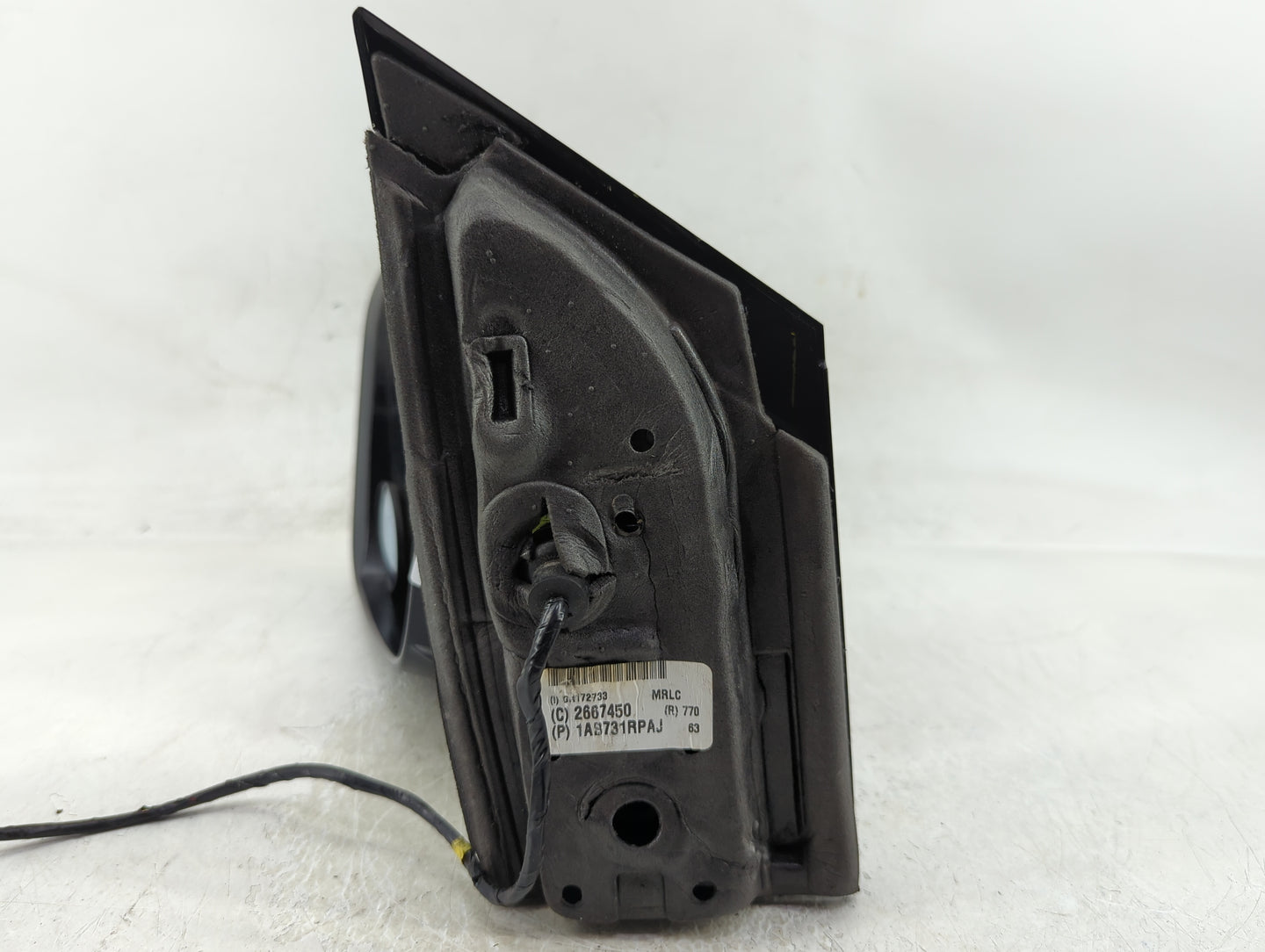 2011-2016 Chrysler Town & Country Driver Side View Mirror - Left Door Mirror OEM Used - Oemusedautoparts1.com