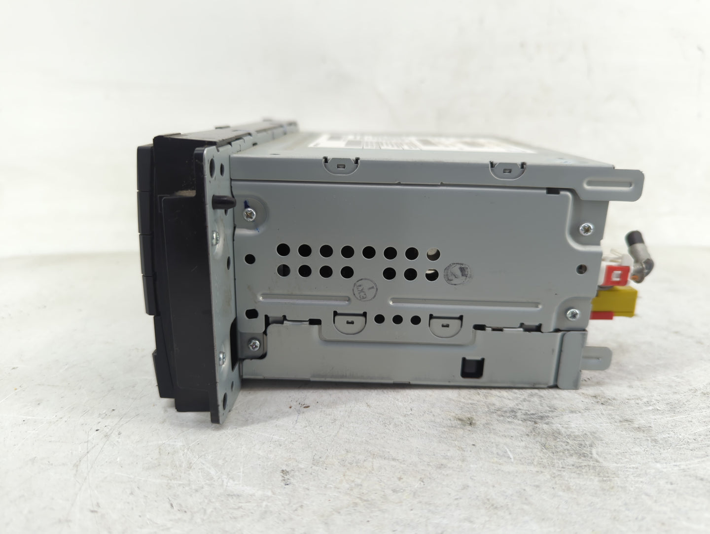 2012-2016 Chrysler Town & Country Radio AM FM Cd Player Receiver Replacement P/N:68282481AC Fits OEM Used Auto Parts - Oemus