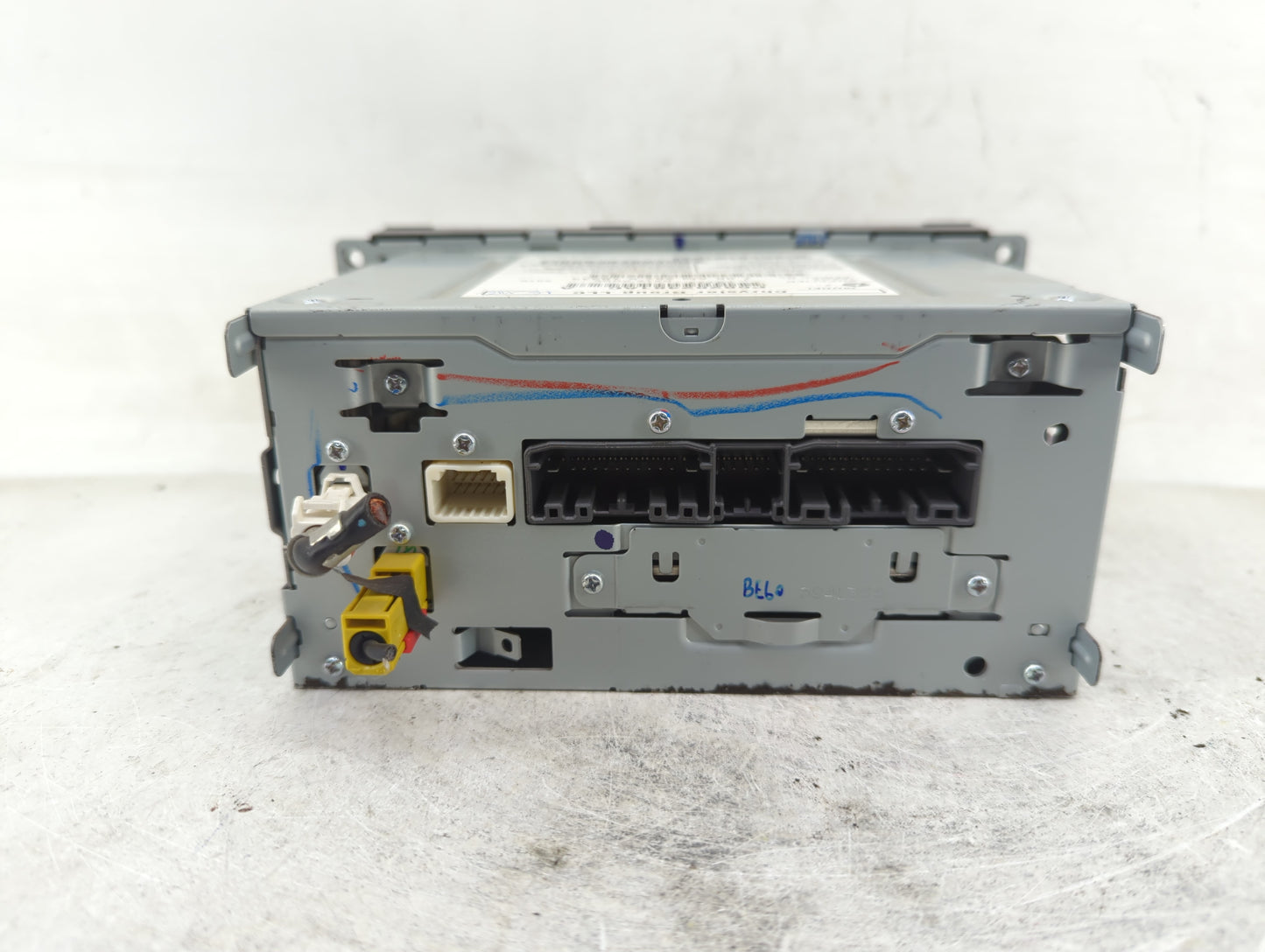 2012-2016 Chrysler Town & Country Radio AM FM Cd Player Receiver Replacement P/N:68282481AC Fits OEM Used Auto Parts - Oemus