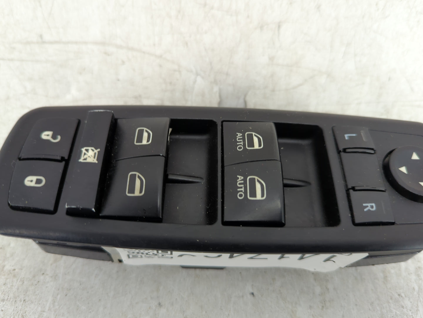2012-2016 Chrysler Town & Country Master Power Window Switch Replacement Driver Side Left Fits OEM Used Auto Parts - Oemused