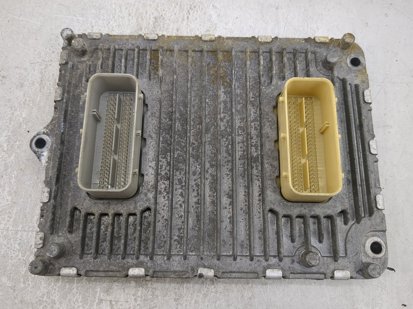 2016 Chrysler Town & Country PCM Engine Control Computer ECU ECM PCU OEM P/N:P68243295AA P68273488AB Fits Fits 2017 2018 201