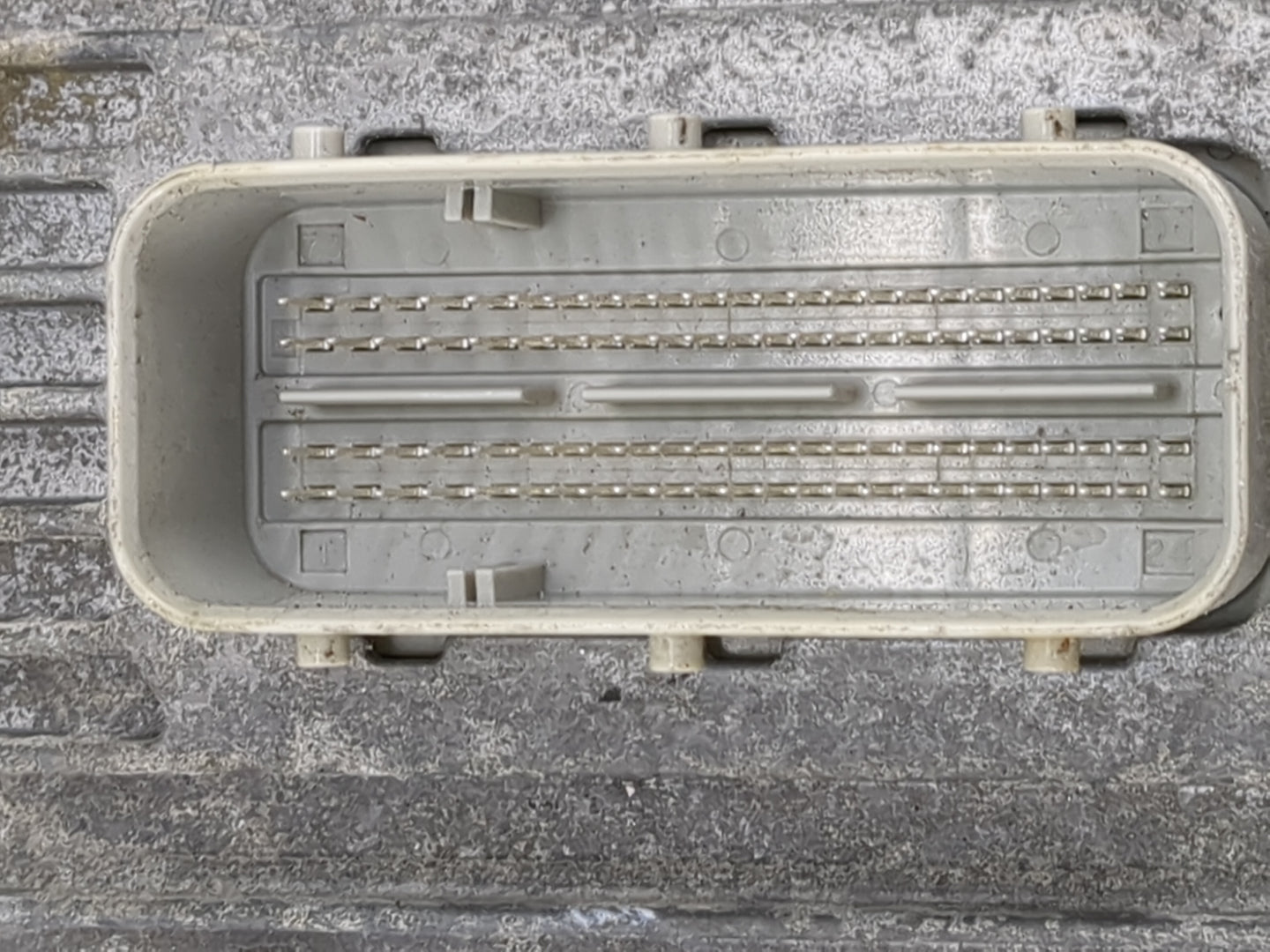 2016 Chrysler Town & Country PCM Engine Control Computer ECU ECM PCU OEM P/N:P68243295AA P68273488AB Fits Fits 2017 2018 201
