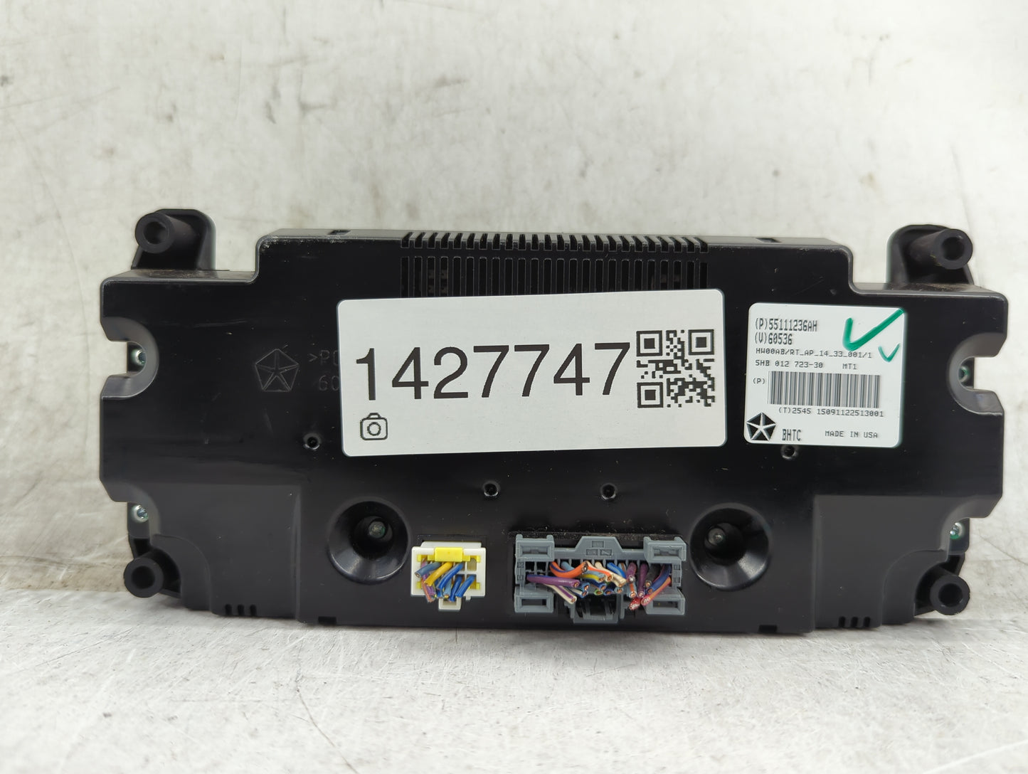 2011-2016 Chrysler Town & Country Climate Control Module Temperature AC/Heater Replacement P/N:55111236AH Fits OEM Used Auto