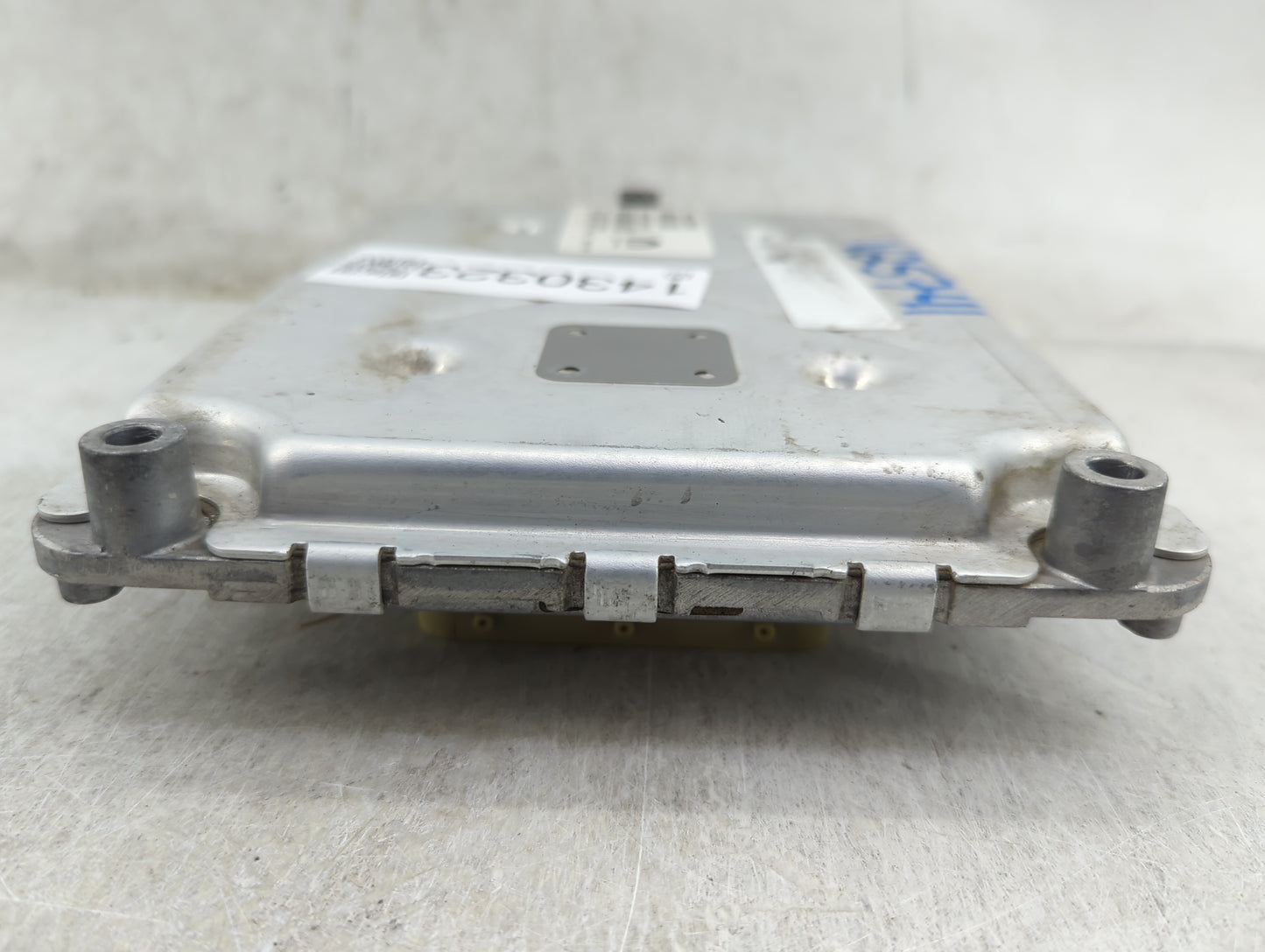 2016 Chrysler Town & Country PCM Engine Control Computer ECU ECM PCU OEM P/N:P68243295AA Fits Fits 2017 2018 2019 2020 OEM U