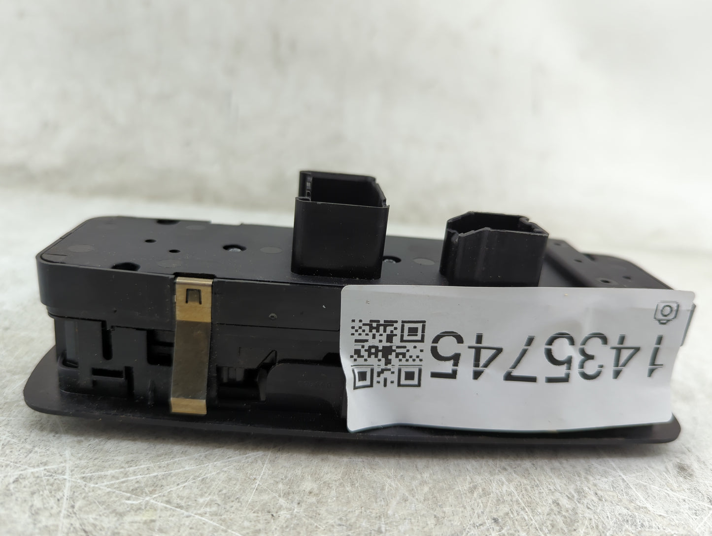 2012-2016 Chrysler Town & Country Master Power Window Switch Replacement Driver Side Left Fits OEM Used Auto Parts - Oemused