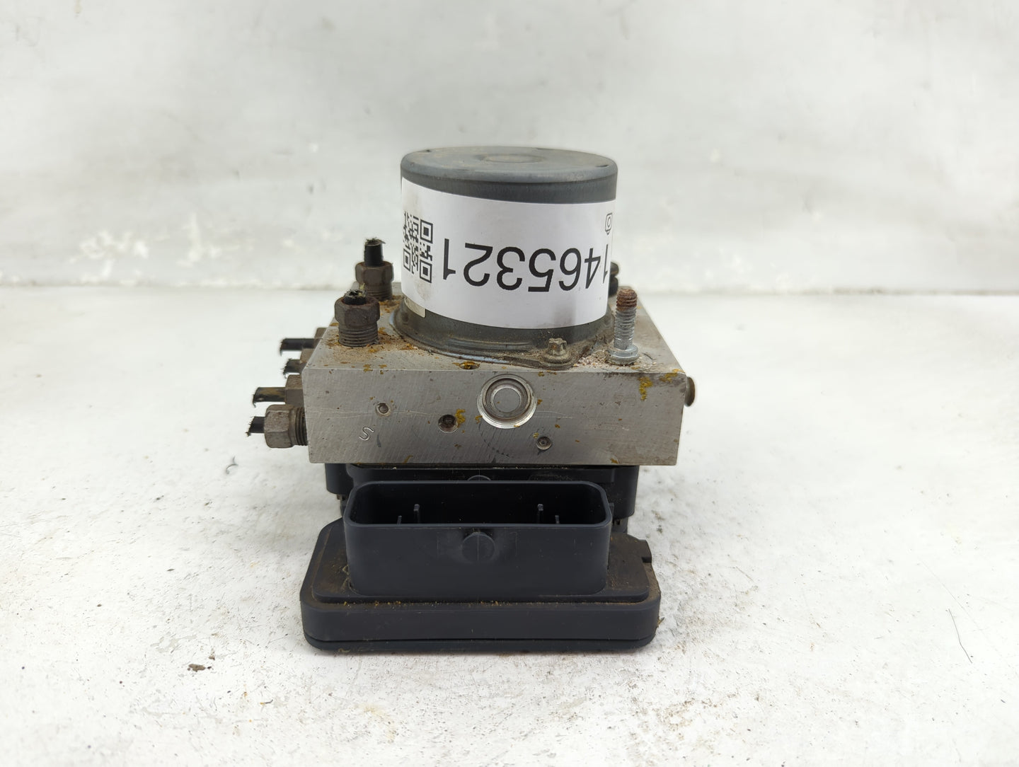 2014 Chrysler Town & Country ABS Pump Control Module Replacement P/N:P68183803AC Fits OEM Used Auto Parts - Oemusedautoparts