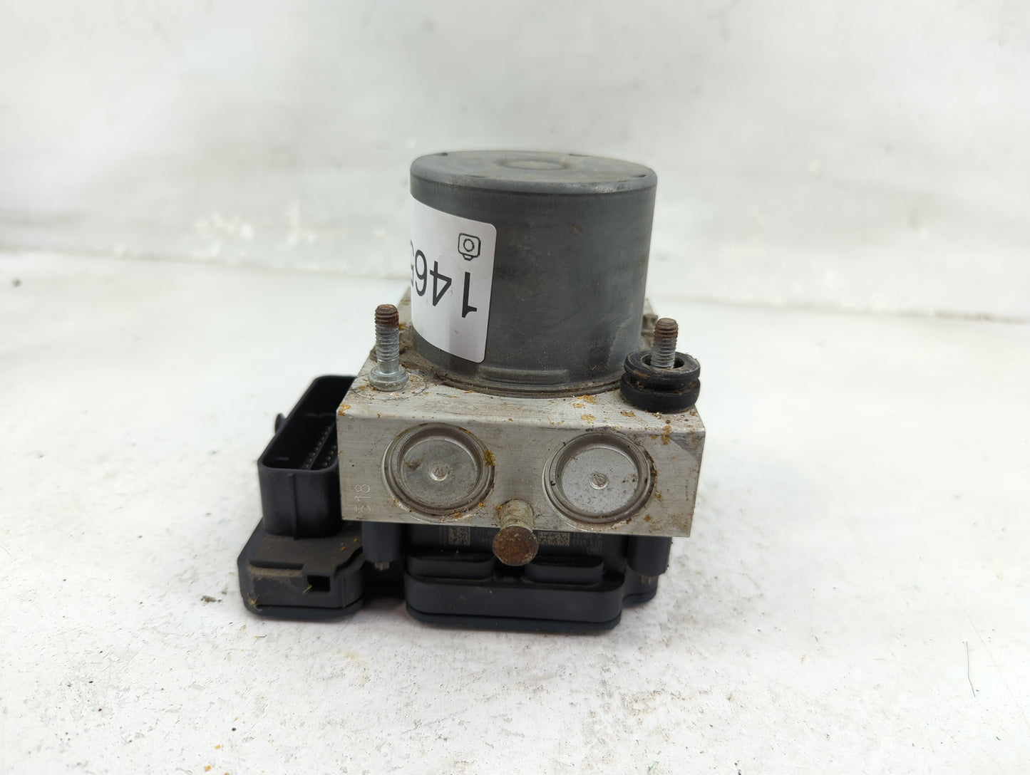 2014 Chrysler Town & Country ABS Pump Control Module Replacement P/N:P68183803AC Fits OEM Used Auto Parts - Oemusedautoparts