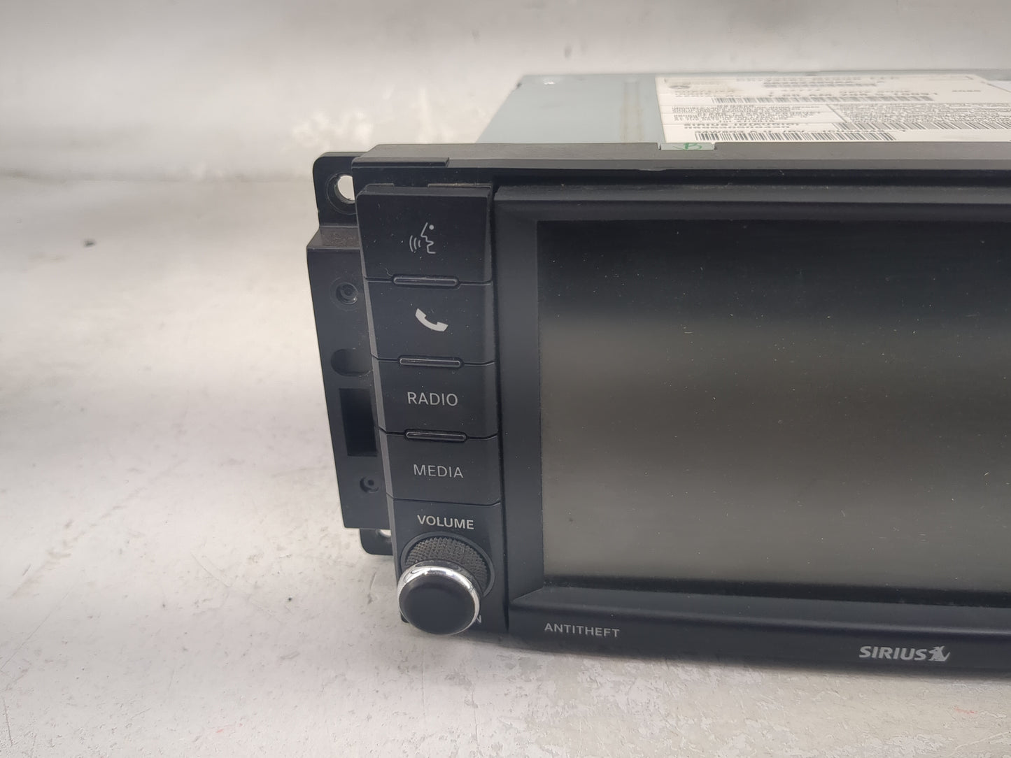 2016-2016 Chrysler Town & Country Information Display Screen - Oemusedautoparts1.com